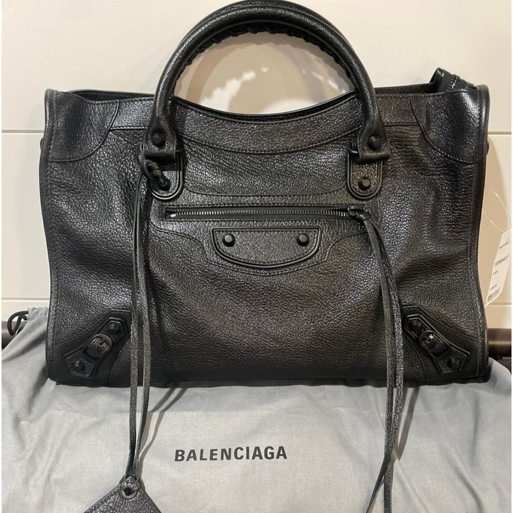 BALENCIAGA BAG, brand new, never used with tags.